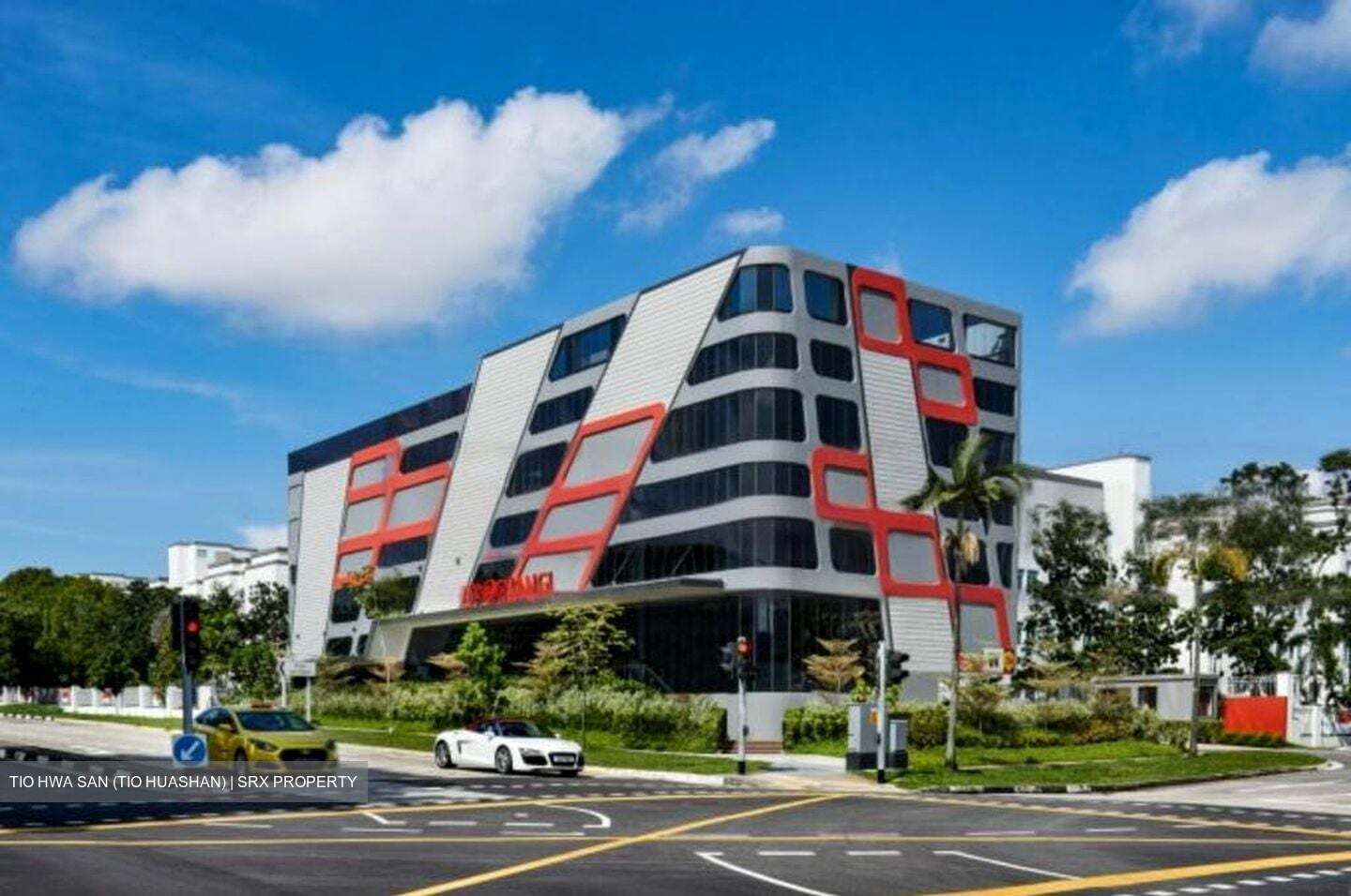 New Upper Changi Road (D16), Retail #633350741